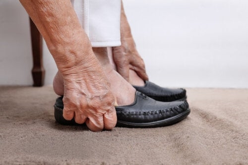 Обувь для больных артритом: 9 советов, как выбрать наиболее подходящую